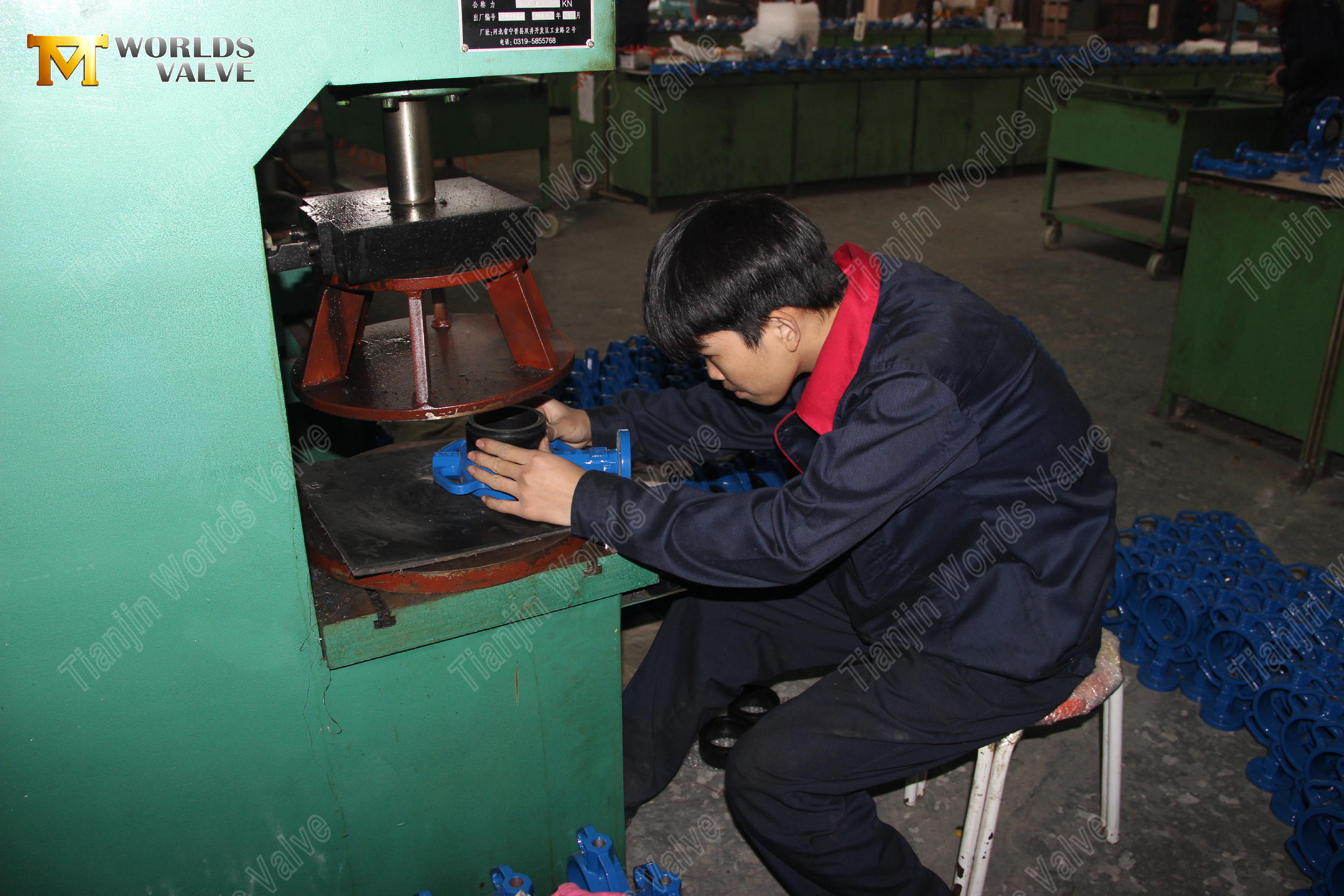 V&aacute;lvula borboleta wafer de duas hastes com assento de EPDM de reserva, design dur&aacute;vel operado por alavanca (8).jpg