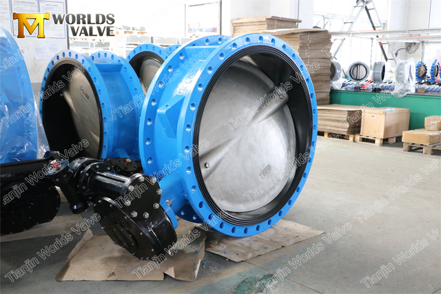 ANSI Classe 150 FF RF flangeada com sede de borracha para válvula borboleta de flange dupla